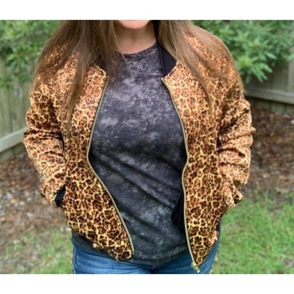 LuLaRoe 3XL Elegant Satin Leopard Cheetah Animal Print Stevie Bomber Jacket